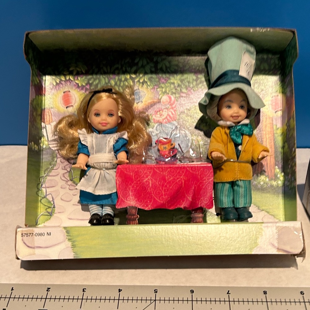 Barbie Kelly & Tommy Disney Alice Mad Hatter Doll Set